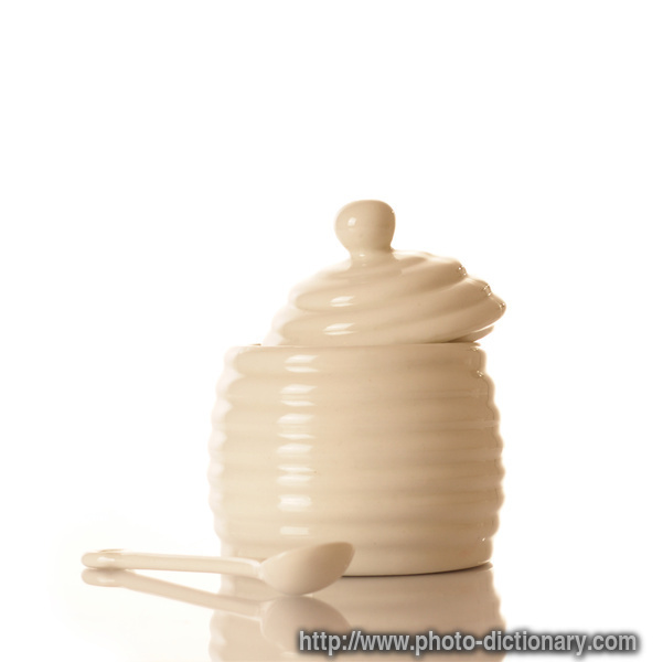 honey jar - photo/picture definition - honey jar word and phrase image