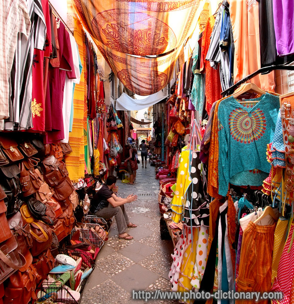 street market - photo/picture definition - street market word and phrase image