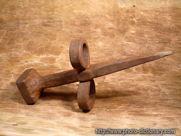 antique anvil - photo/picture definition - antique anvil word and phrase image