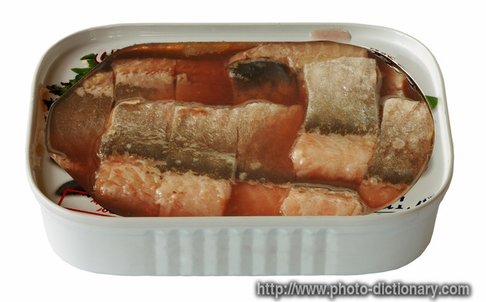 herring in red wine - photo/picture definition - herring in red wine word and phrase image