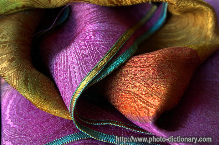 scarf - photo/picture definition - scarf word and phrase image