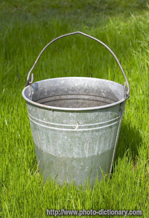 bucket - photo/picture definition - bucket word and phrase image