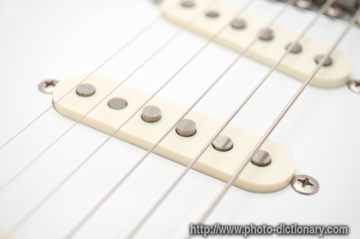 strings - photo/picture definition - strings word and phrase image