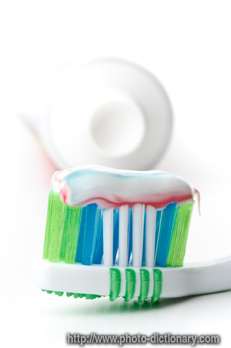 toothbrush - photo/picture definition - toothbrush word and phrase image