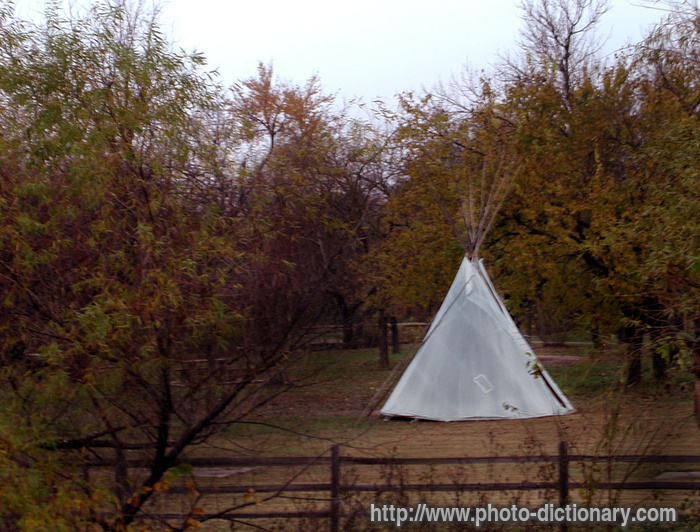 wigwam - photo/picture definition - wigwam word and phrase image