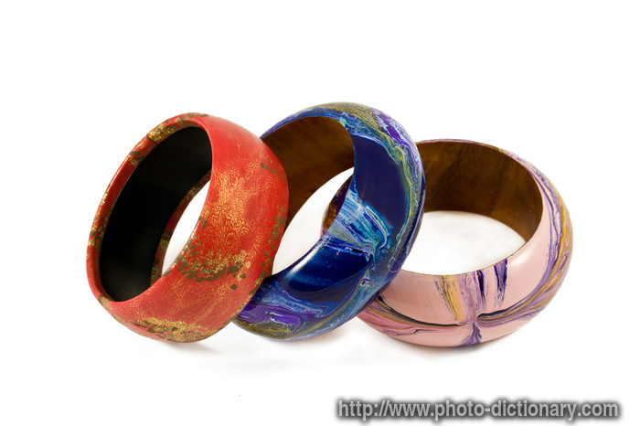 bangles - photo/picture definition - bangles word and phrase image