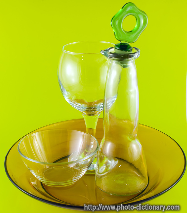 glassware - photo/picture definition - glassware word and phrase image