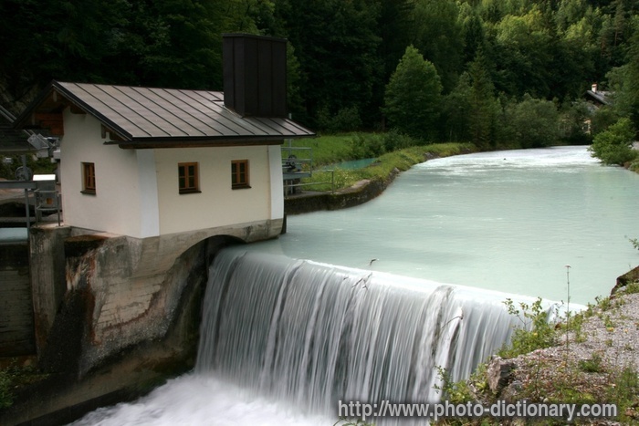 small dam - photo/picture definition - small dam word and phrase image