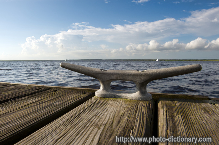 pier cleat - photo/picture definition - pier cleat word and phrase image