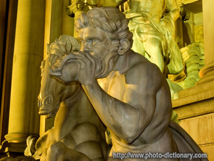 thinker statue - photo/picture definition - thinker statue word and phrase image