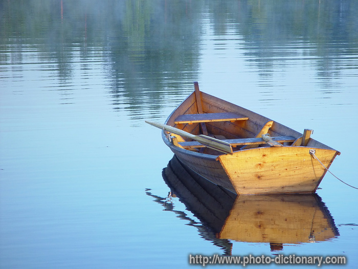 boat - photo/picture definition - boat word and phrase image
