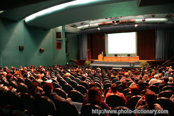 auditorium - photo/picture definition - auditorium word and phrase image