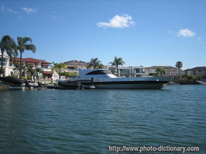 luxury boat - photo/picture definition - luxury boat word and phrase image