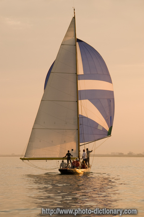 keelboat - photo/picture definition - keelboat word and phrase image