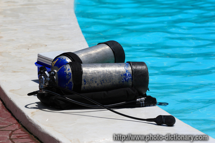 diving tanks - photo/picture definition - diving tanks word and phrase image