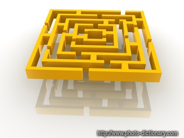 labyrinth - photo/picture definition - labyrinth word and phrase image