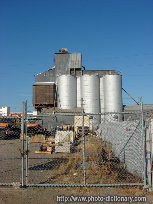 grain silos - photo/picture definition - grain silos word and phrase image