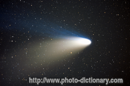 comet - photo/picture definition - comet word and phrase image