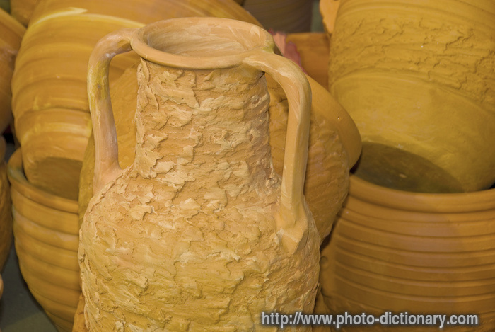 amphora - photo/picture definition - amphora word and phrase image
