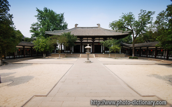 Japanese temple - photo/picture definition - Japanese temple word and phrase image