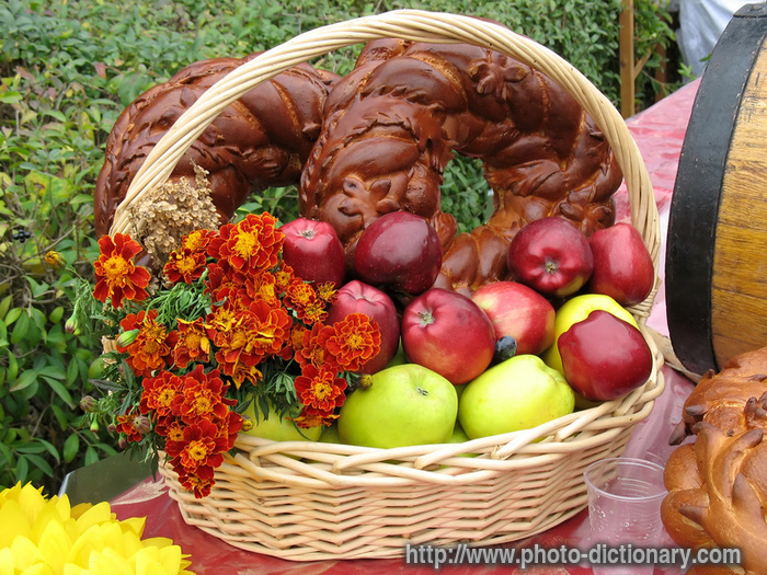 harvest - photo/picture definition - harvest word and phrase image