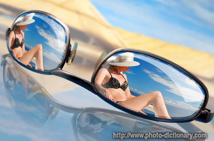 reflection - photo/picture definition - reflection word and phrase image