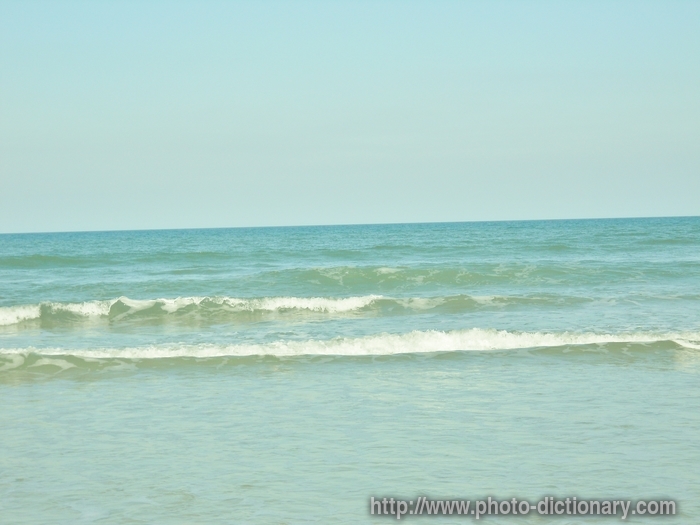 ocean - photo/picture definition - ocean word and phrase image