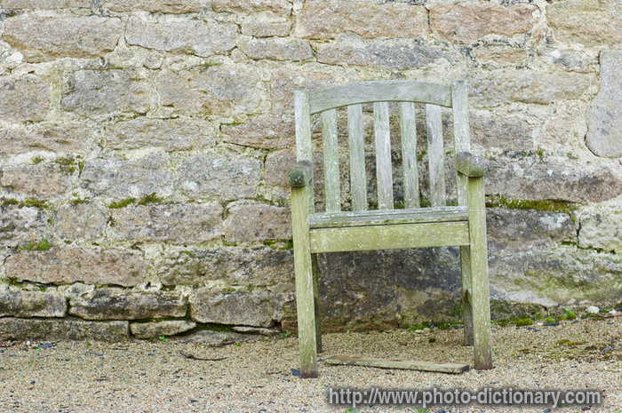rotten chair - photo/picture definition - rotten chair word and phrase image