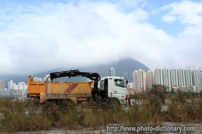 construction truck - photo/picture definition - construction truck word and phrase image