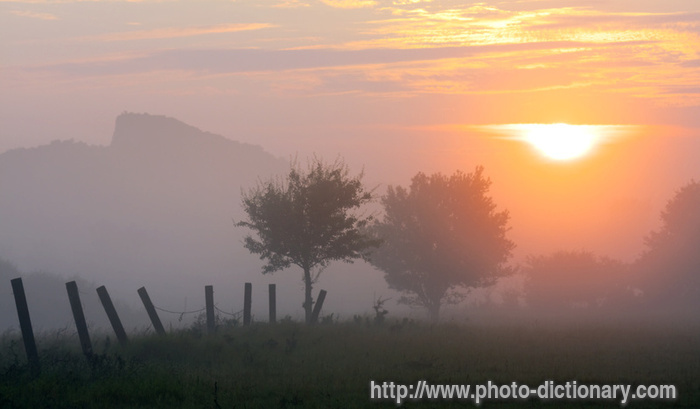 fog - photo/picture definition - fog word and phrase image