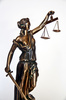statue of justice - photo/picture definition - statue of justice word and phrase image